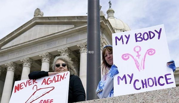 美国主流对于堕胎的态度很保守