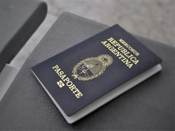 去乌克兰做试管要提前准备好护照和签证