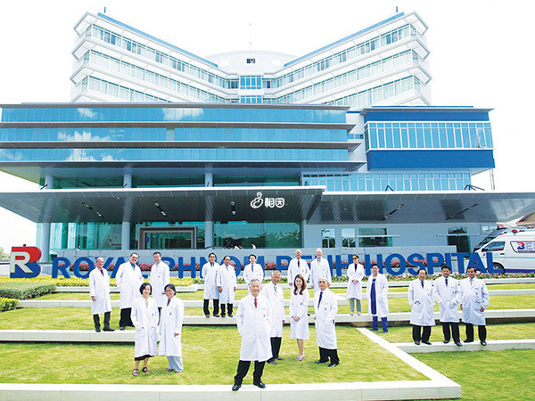 柬埔寨皇家医院获得了国际卫生部认证