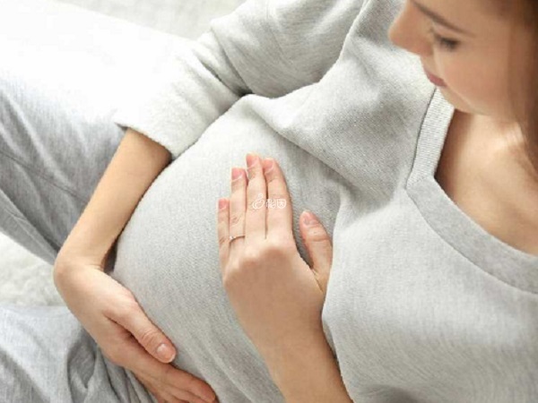 女性怀孕不满三个月就向别人透露可能保胎比较困难