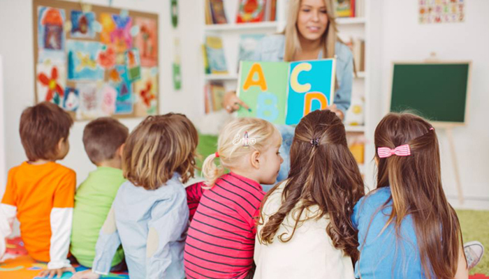美国幼儿园4-5岁可以学认字母