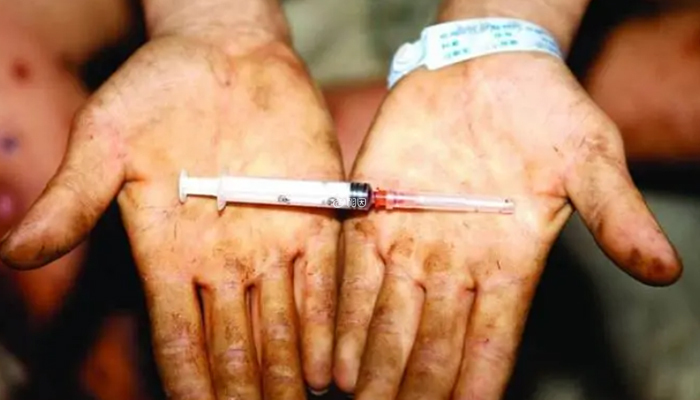 艾滋病传播途径之一是共用注射器