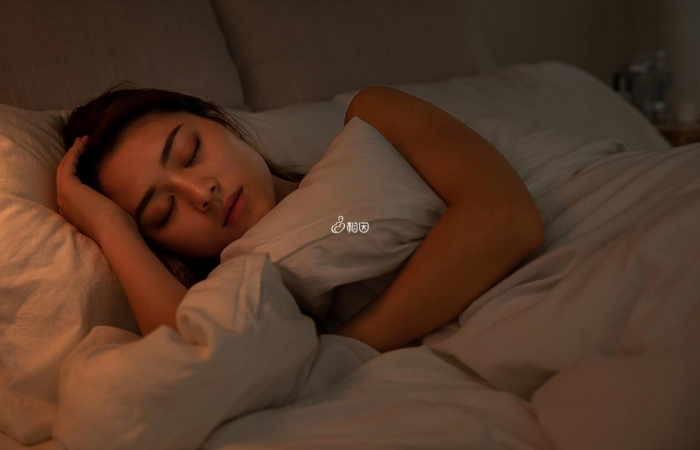 足够的睡眠可以让身体恢复到最佳状态