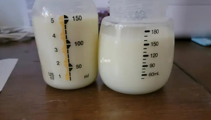 新生儿一天的奶量大概在120-200ml