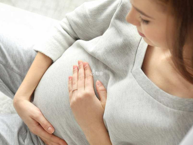 怀男孩女孩孕妇乳房大小不同
