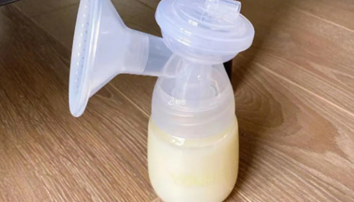 断奶时奶涨可以用吸奶器