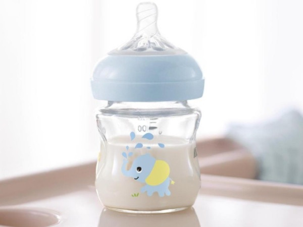 婴儿断奶的正确方法