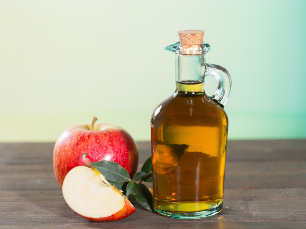 苹果醋含有丰富酸性物质