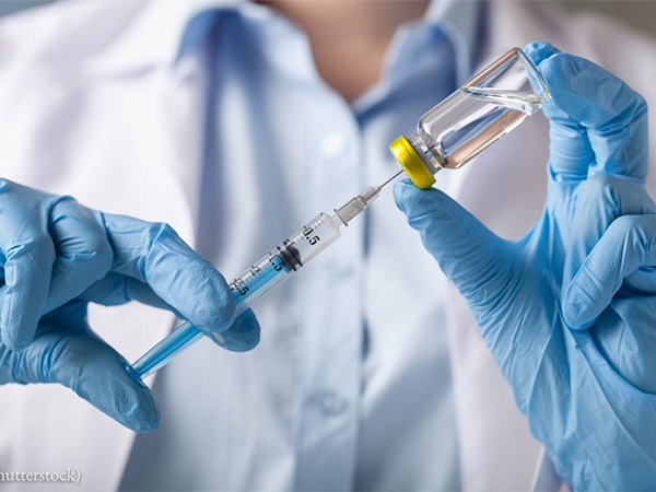 哺乳期女性不能接种新冠疫苗